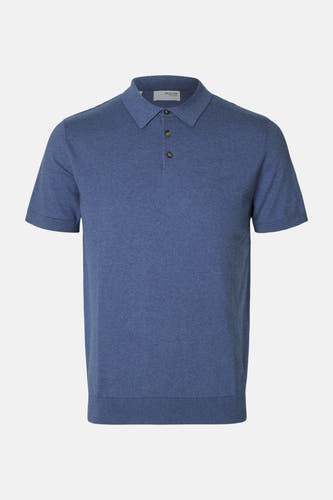 Polo bleu à manches courtes de SELECTED, avec une texture tricotée, un col classique et trois boutons.
