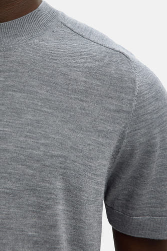 Sweat-shirt gris de SELECTED, avec une texture fine en côtes.