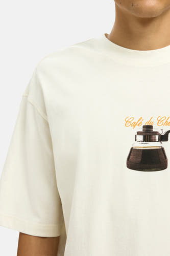 T-shirt écru à manches courtes de SELECTED, avec une impression graphique d'une cafetière.