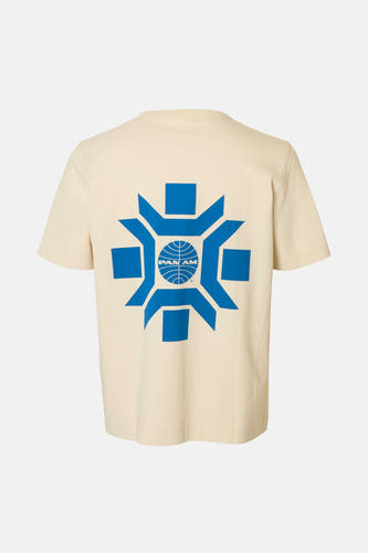 T-shirt beige à manches courtes de SELECTED, avec un logo Pan Am bleu sur le dos.