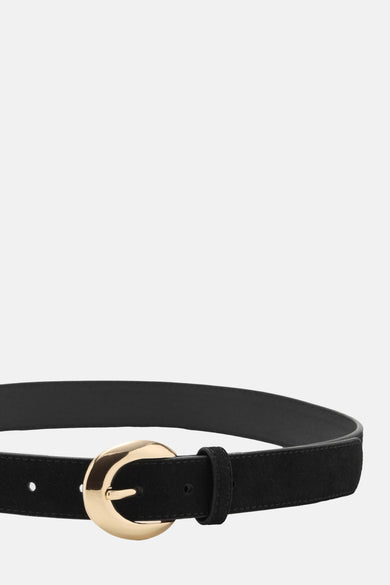 Ceinture noire de MANGO avec une boucle dorée ronde.