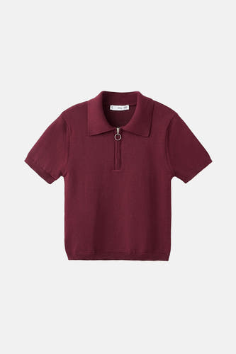 Veste Bordeaux avec col rond de MANGO, manches courtes et fermeture éclair courte.