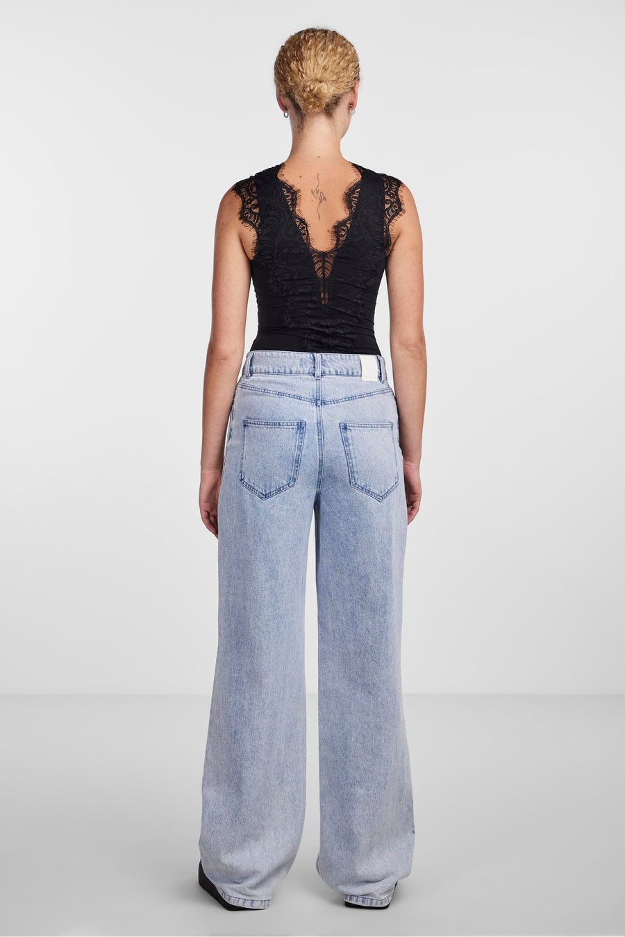 Body - noir - PIECES®