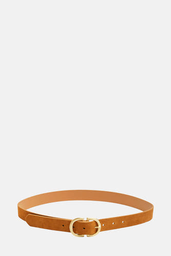 Ceinture brune de PIECES avec une boucle dorée et des broderies.