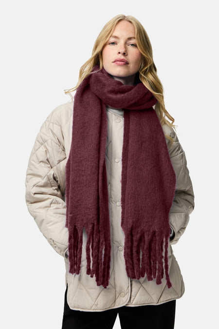 PCNIKITA LONG SCARF NOOS BC