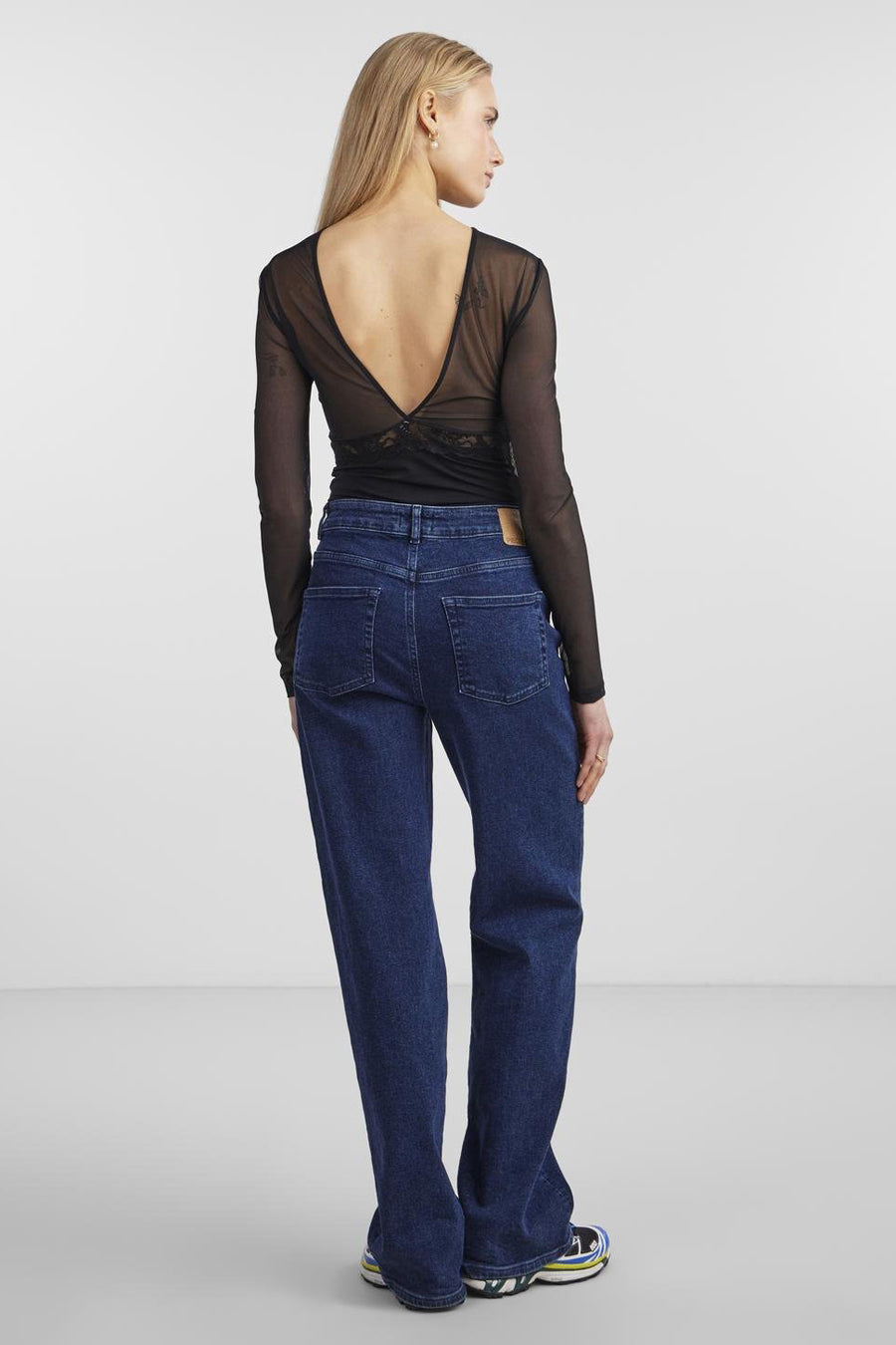 Body - noir - PIECES®