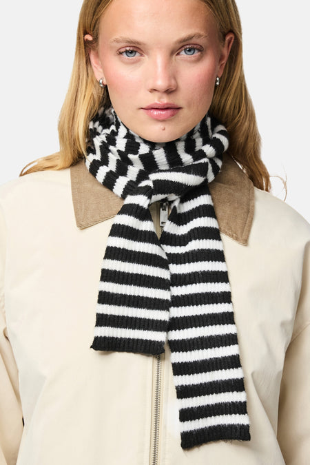 PCJAYA LONG NARROW SCARF BC