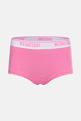 Shorty rose de PIECES®, avec une ceinture élastique dotée d'une impression textuelle.