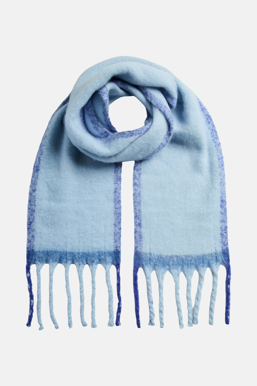 Een blauwe sjaal met franjes.
