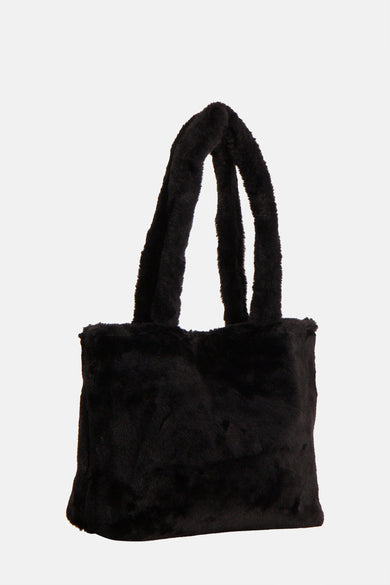 Sac à dos noir de PIECES®, avec une douce, veloutée et des courtes poignées.
