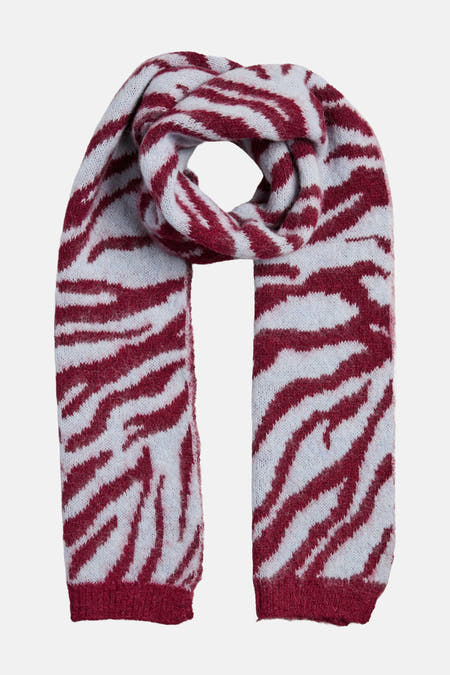 Écharpe d'hiver multicolore de PIECES® avec imprimé zèbre et texture douce.