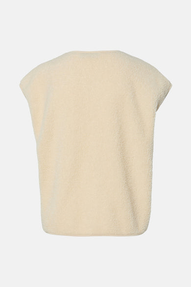Veste écru de PIECES® avec des manches courtes et une douce texture cotonneuse.