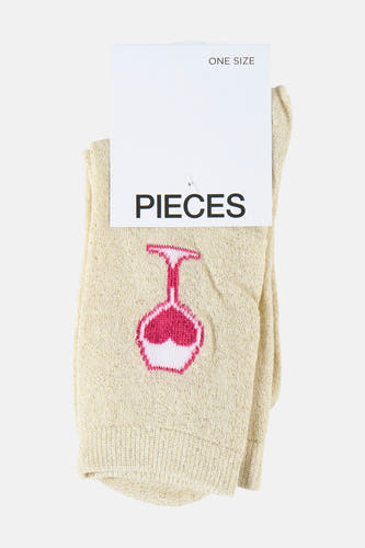 Chaussettes écru de PIECES, avec une image de verre à cocktail rose.