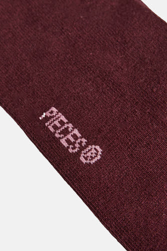 Chaussettes rouge - PIECES®