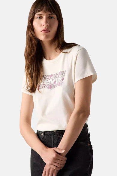 T‑shirt écru à manches courtes Levi’s® avec un logo à imprimé floral sur la poitrine.