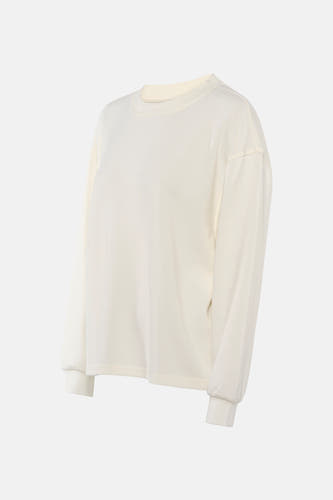 Witte sweater van Fransa met lange mouwen en een ronde hals.
