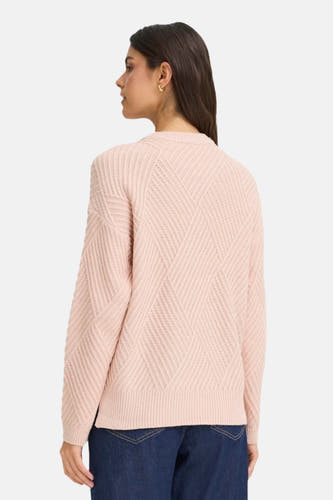 Roze trui met ronde hals van Fransa, met een ruitpatroon en lange mouwen.
