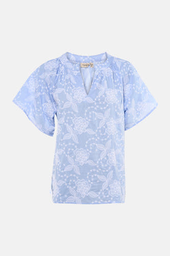 Chemisier bleu clair à manches courtes de Fransa, avec motifs floraux brodés blancs et col en V.