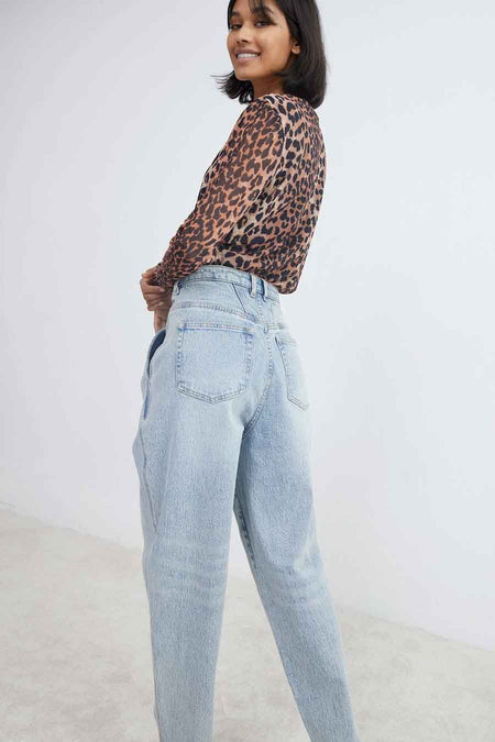 Jeans coupe spécial Light blue denim - CATWALK JUNKIE.