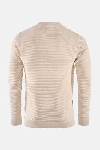 Ecru trui met ronde hals van SOLID, gebreide textuur met horizontale ribbels.
