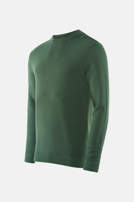 Groene trui met ronde hals.
