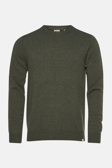 Groene trui met ronde hals van SOLID, met een fijne ribgebreide textuur.
