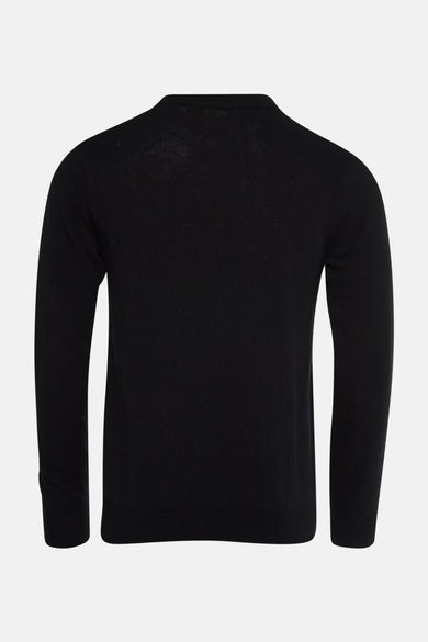 Pull noir avec col rond de SOLID, montré en vue arrière.