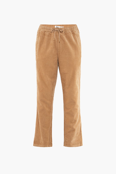 Pantalon beige de SOLID, en cuir côtelé avec une ceinture élastiquée.