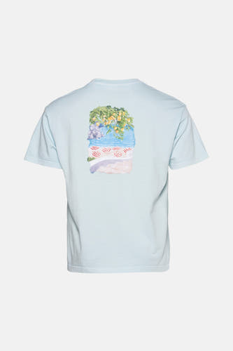 T-shirt bleu à manches courtes de SOLID, avec une impression d'une plage sur le dos.