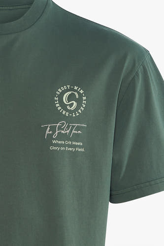 T-shirt vert avec manches courtes de SOLID, imprimé de texte et de logo.