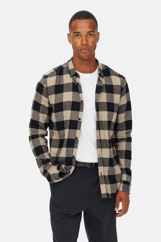Chemise à carreaux bleus à manches longues d'ONLY & SONS, vue arrière.