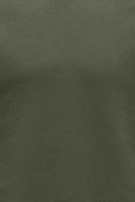 Groene ronde hals sweater van ONLY & SONS® met fijne ribstructuur, close-up weergave