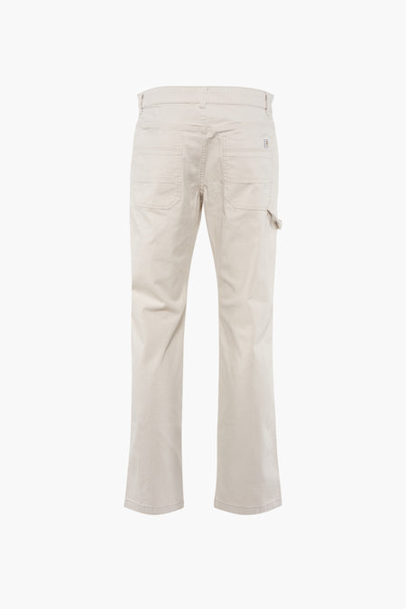 Chino écru de ONLY & SONS, vu de derrière, avec des poches et une ceinture à outils.