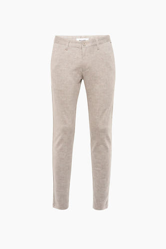 Pantalon de costume brun d'ONLY & SONS®, avec une subtile rayure, des poches arrière à boutons et une coupe slim.