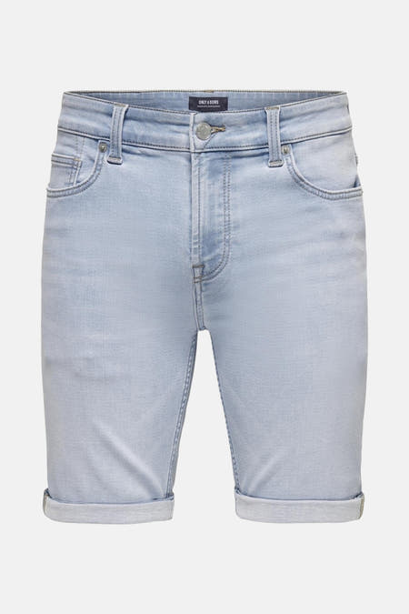 Jean short bleu clair d'ONLY & SONS avec des poches surmontées et une structure denim classique.