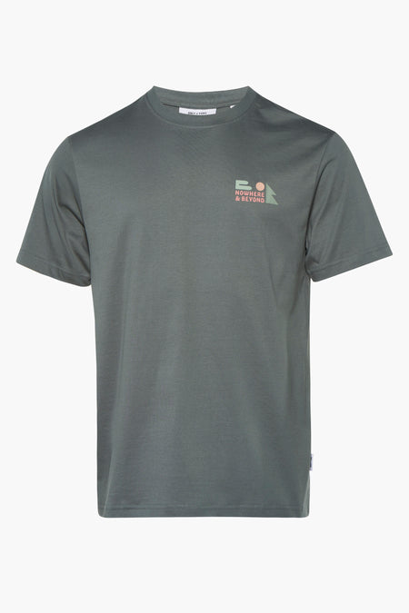 T-shirt vert avec manches courtes de ONLY & SONS, avec une impression graphique sur la poitrine.