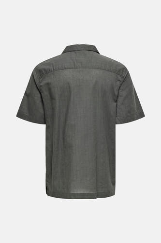Gris, t-shirt à manches courtes de ONLY & SONS, avec une texture de maille fine et subtile sur l'arrière.