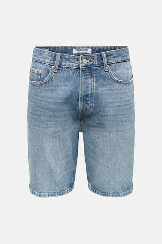 Short en jean bleu moyen ONLY & SONS avec délavage clair, fermeture à boutons et poches classiques, photographié à plat.