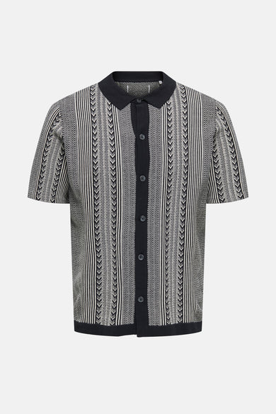 Pull-over noir d'ONLY & SONS, avec un motif rayé et zigzag et une fermeture à boutons.