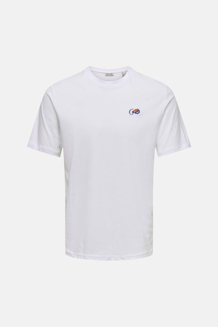 T-shirt blanc à manches courtes ONLY & SONS, dos uni affiché sur fond clair.