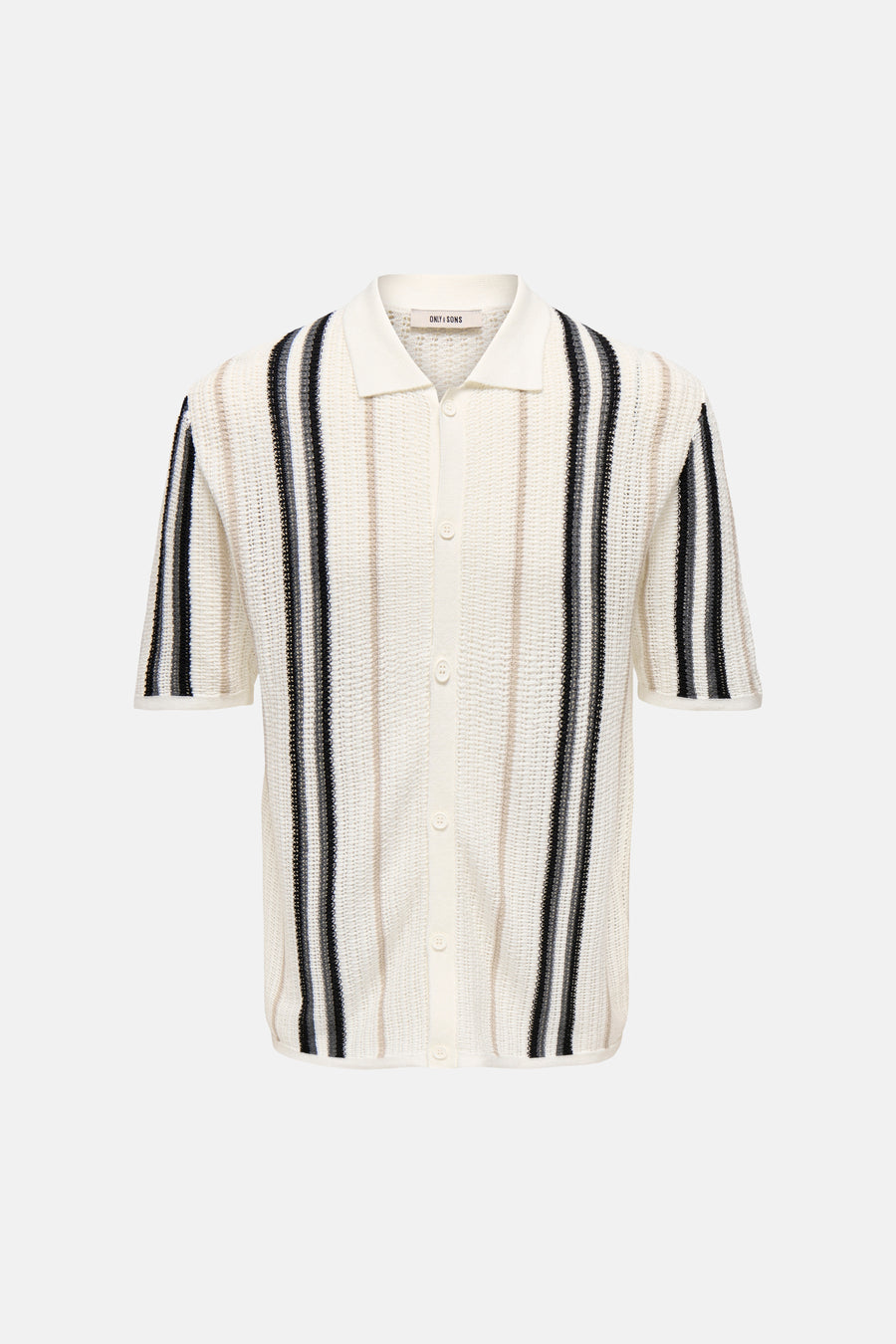 Polo écru en maille ajourée de ONLY & SONS avec rayures verticales noires, grises et beiges et fermeture à boutons.