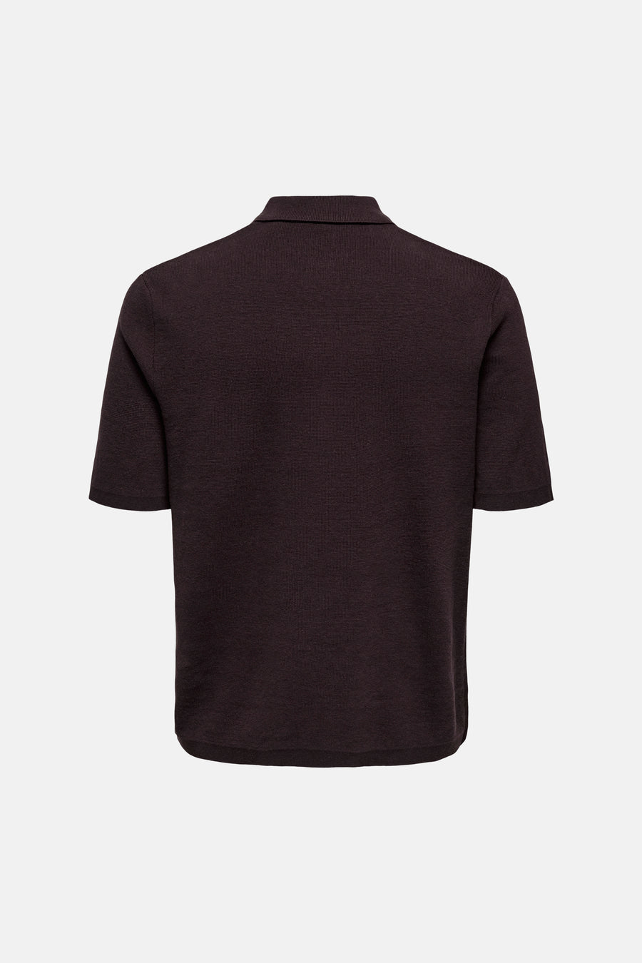 Bruine pull van ONLY & SONS® met korte mouwen en een fijne gebreide textuur, rugzijde.