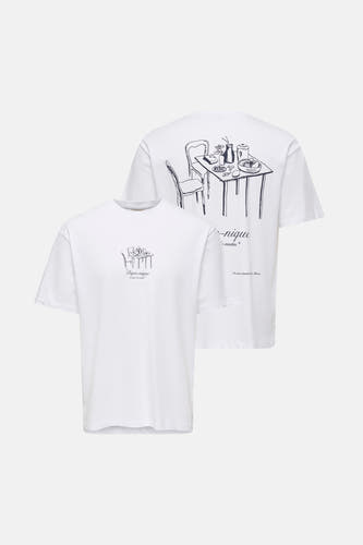 T-shirt blanc à manches courtes ONLY & SONS®, avec une petite illustration sur le devant et une plus grande dans le dos.