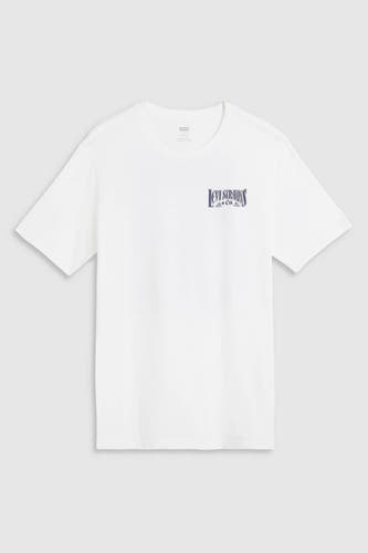 T-shirt blanc à manches courtes de Levi's® avec un logo bleu sur la poitrine.