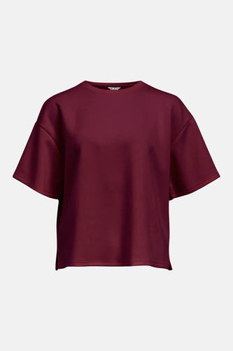 Bordeaux sweater met korte mouwen en ronde hals van OBJECT, eenvoudig en comfortabel design, front view