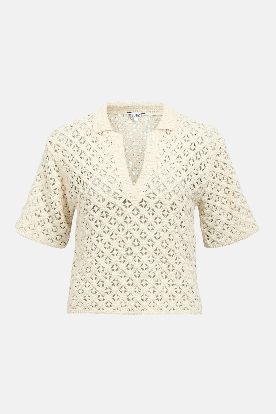 Pull écru à col en V de OBJECT, avec motif ajouré et manches courtes.