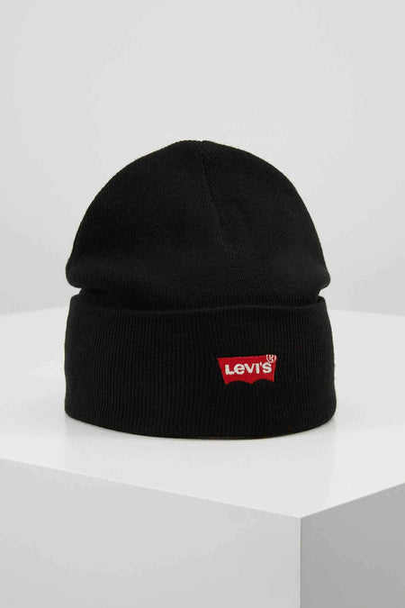 Veste Levi's noire avec un logo de marque rouge sur l'étiquette.