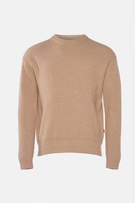 Gilet beige avec col rond de WOODBIRD, en texture côtelée.