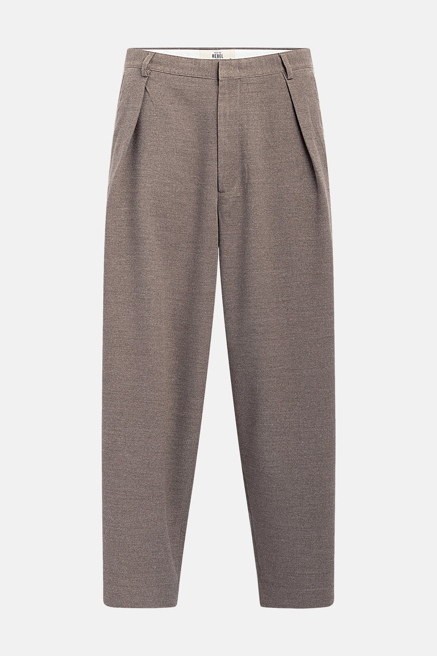 Bruine, geplooide herenbroek van grof geweven stof.