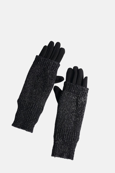 Gants de Morgan De Toi, avec des détails brillants et une texture tricotée.